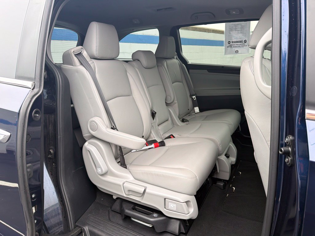 2024 Honda Odyssey EX-L - Photo 23