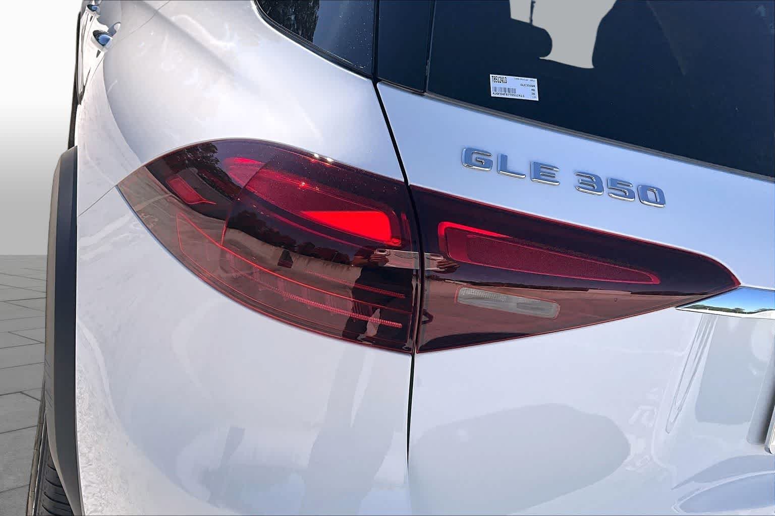 Used 2026 Polar White Mercedes-Benz GLE 350 image 29
