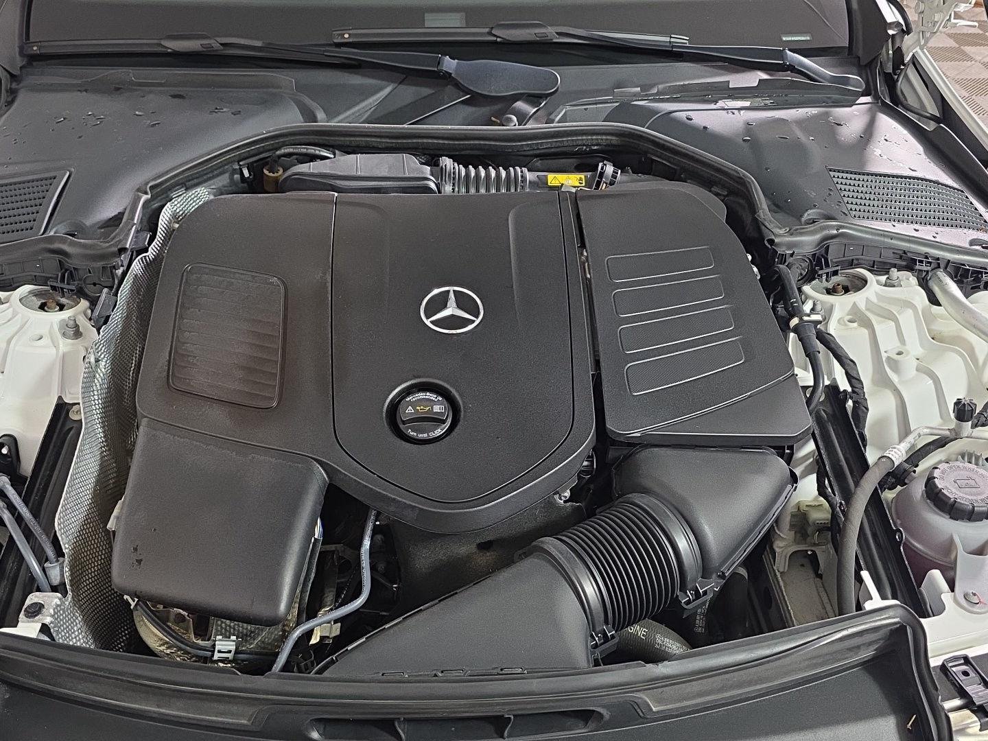 Used 2023 Polar White Mercedes-Benz C 300 image 6