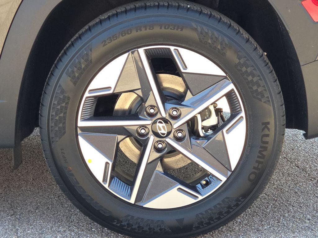 New 2026 Black Hyundai SEL FWD image 9