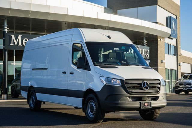 2026 Mercedes-Benz Sprinter 2500 170 WB HO High Roof's photo