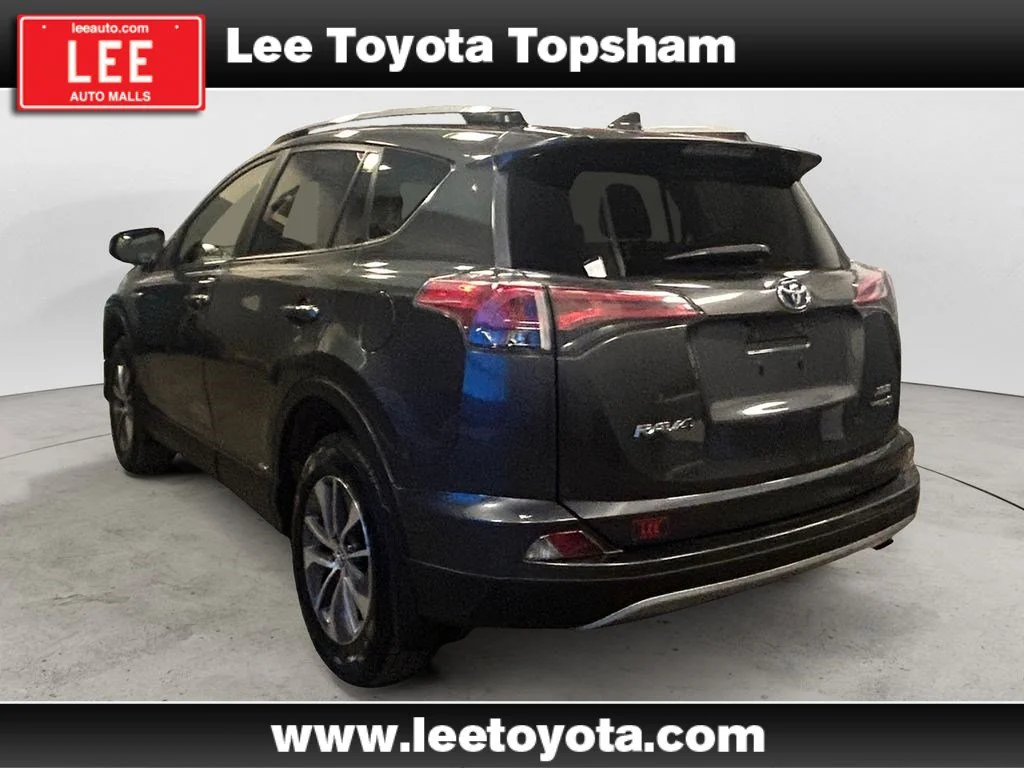 Used 2018 Magnetic Gray Metallic Toyota Hybrid XLE image 3