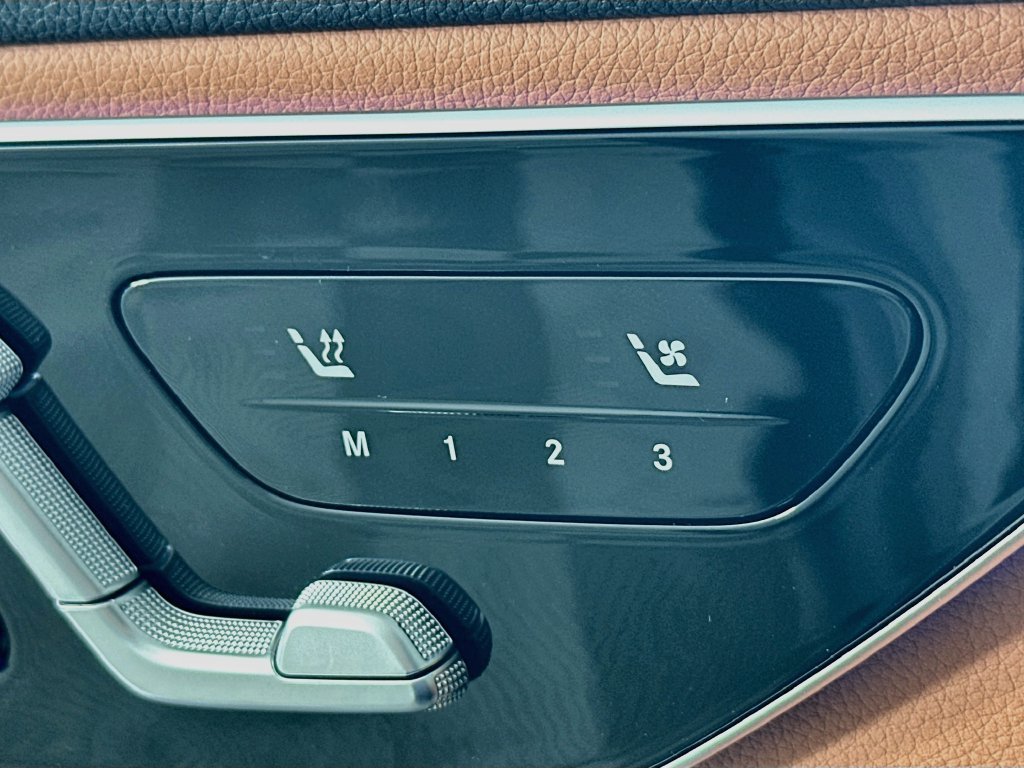 New 2027  Mercedes-Benz GLC 300 image 21