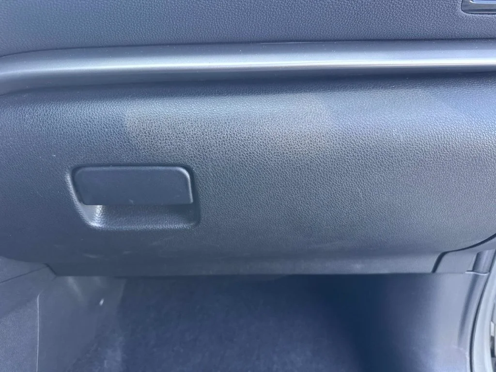 Used 2025 Alloy Silver Metallic Mitsubishi  image 27