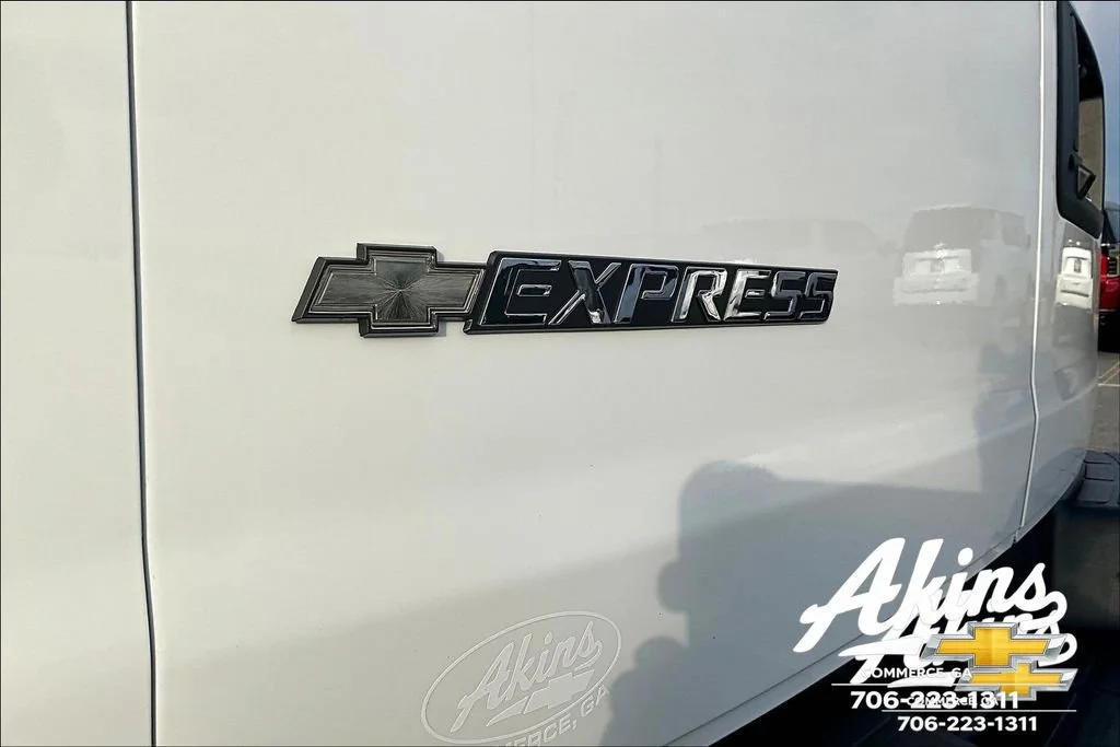 2025 Chevrolet Express Cargo Work Van - Photo 14