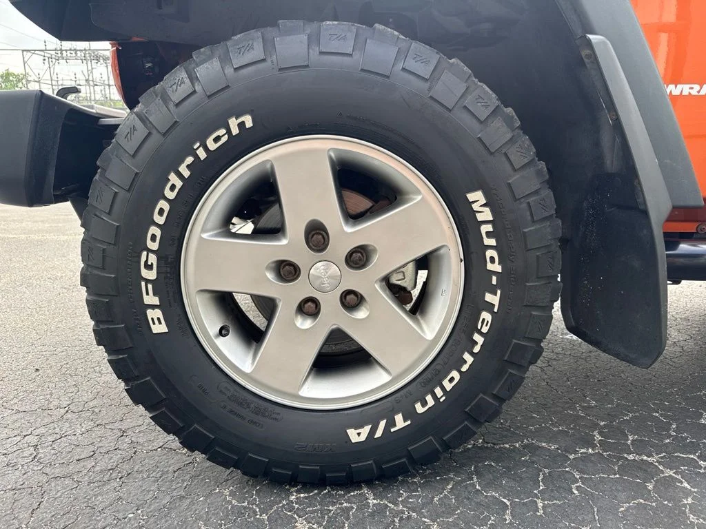 Used 2011 Orange Jeep Rubicon image 12