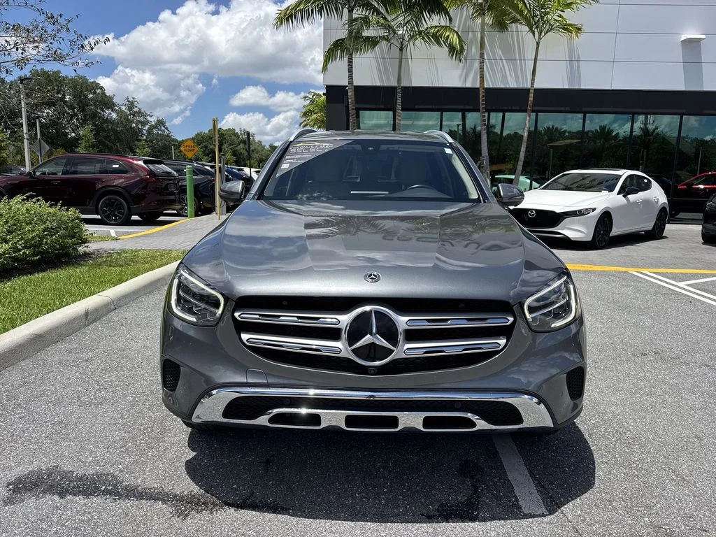 Used 2021 Graphite Gray Metallic Mercedes-Benz GLC 300 image 29