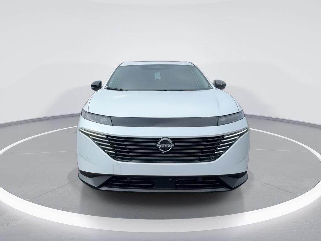 New 2026 White Nissan SL image 3