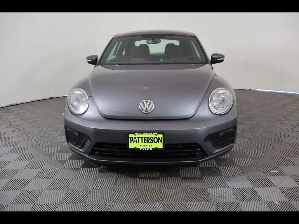 Used 2019 Gray Volkswagen 2.0T S image 8
