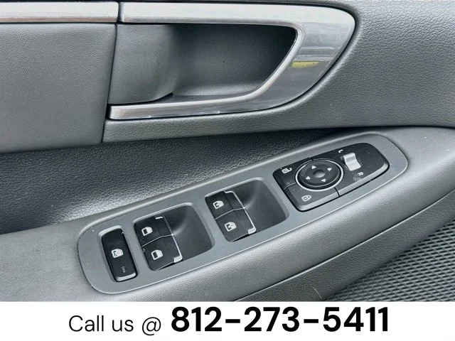 Used 2022 Gray Hyundai SEL Plus image 13