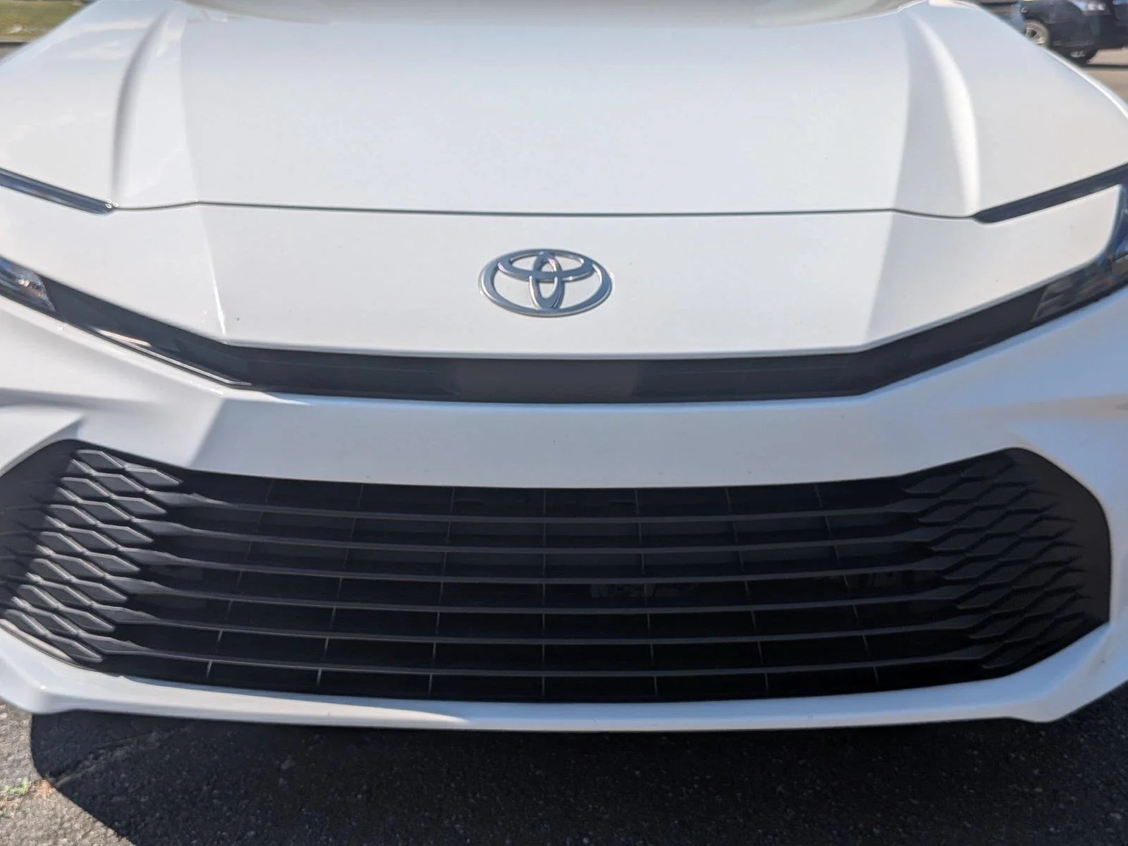Used 2025  TOYOTA  image 13