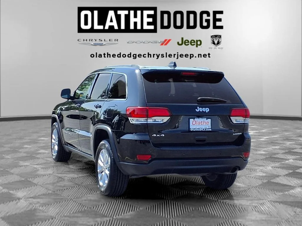 Certified Used 2021 Black Jeep Laredo X image 3