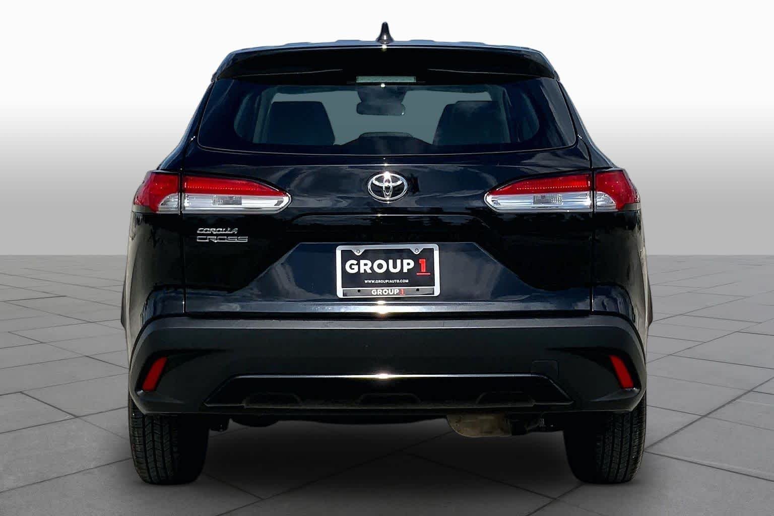 Used 2024 Jet Black Toyota L image 5