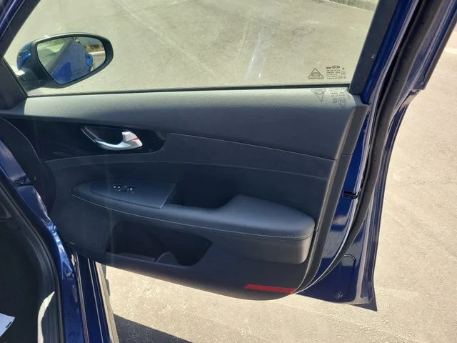 Used 2020 Blue Kia GT-Line image 35