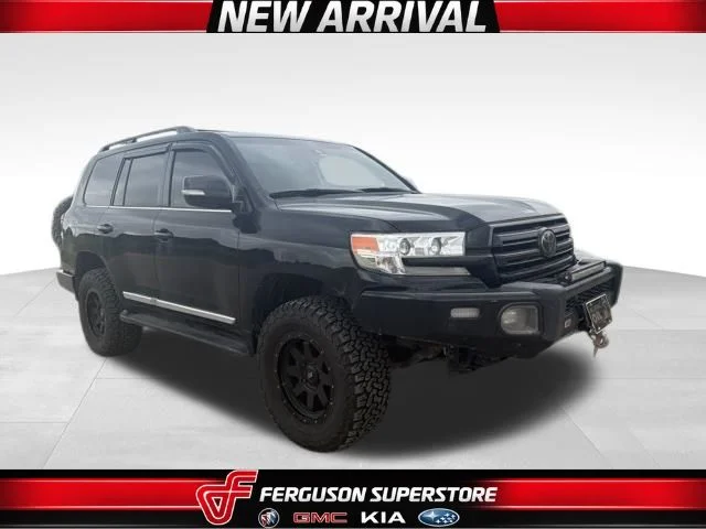 Used 2018 Black Toyota Base image 1