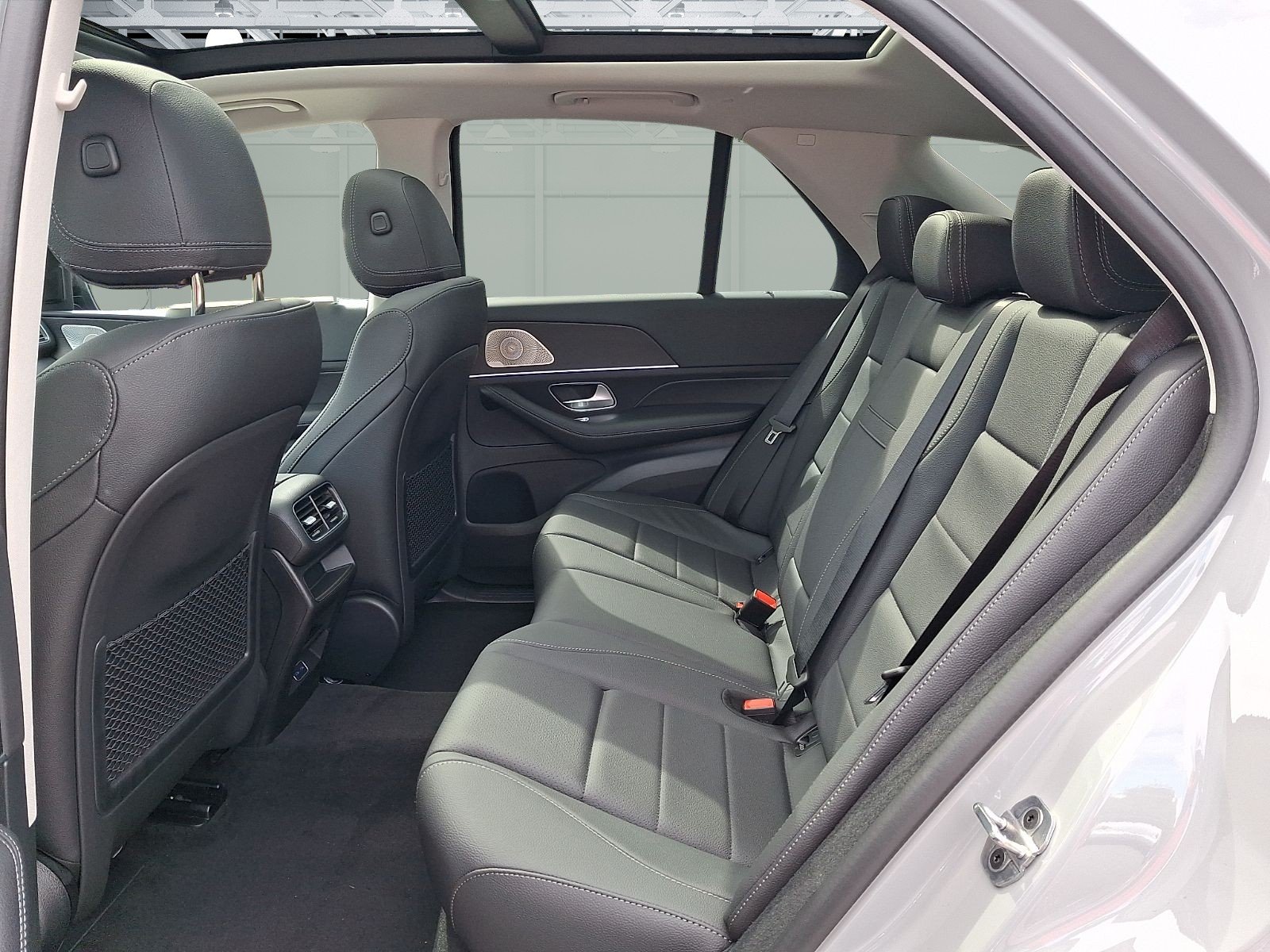New 2026 MANUFAKTUR Alpine Grey Mercedes-Benz GLE 350 image 6