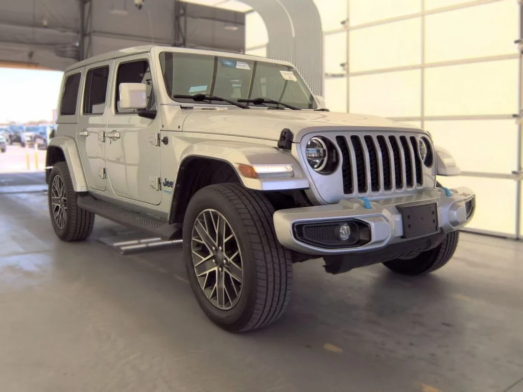 Used 2022 Silver Jeep Unlimited Sahara 4xe image 3