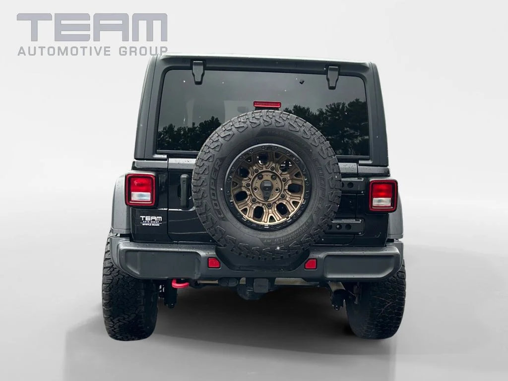 Used 2021 Black Jeep Unlimited Rubicon image 6