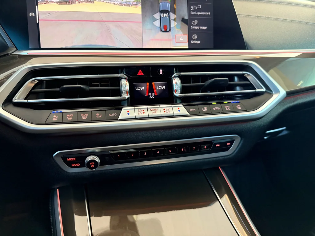 Used 2022 Arctic Grey Metallic BMW xDrive40i image 20