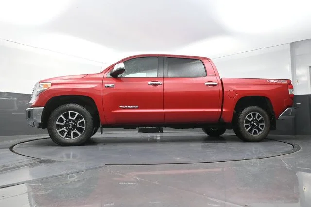 Used 2017 Red Toyota Limited image 34