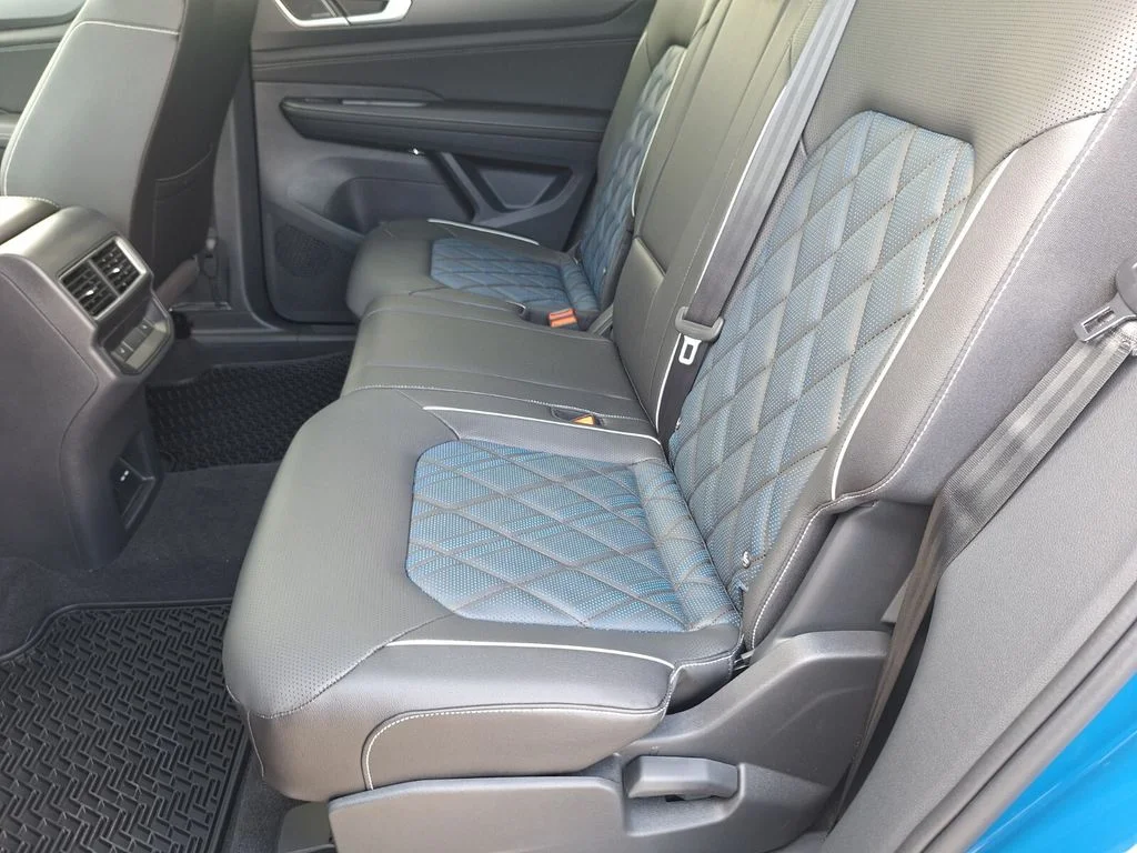 2026 Volkswagen Atlas Cross Sport SEL Premium R-LINE - Photo 23