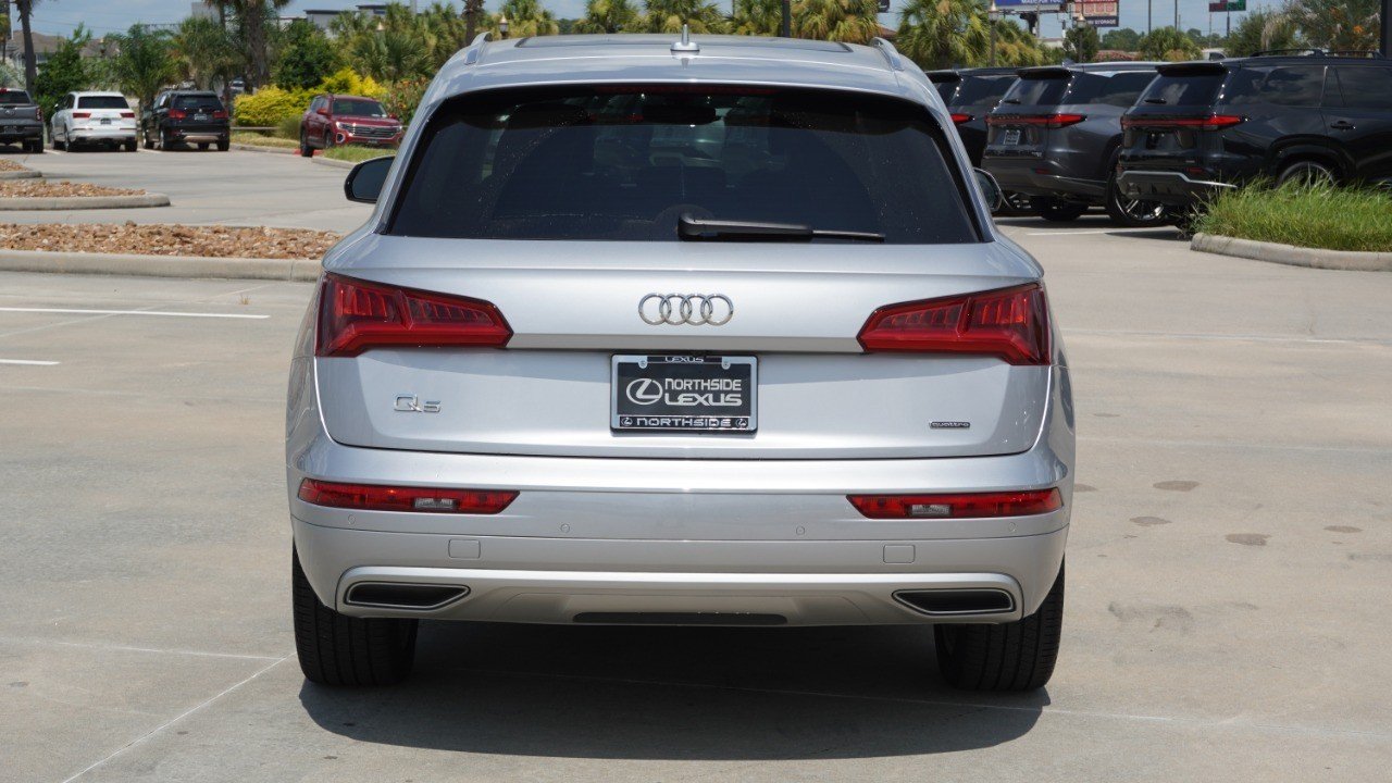 Used 2019 Silver Audi Premium Plus image 7