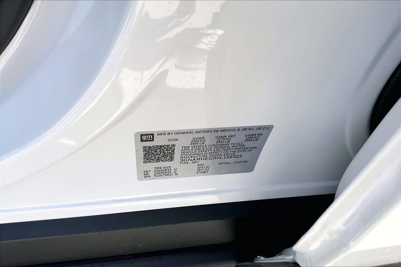 2027 Chevrolet Equinox LT - Photo 21