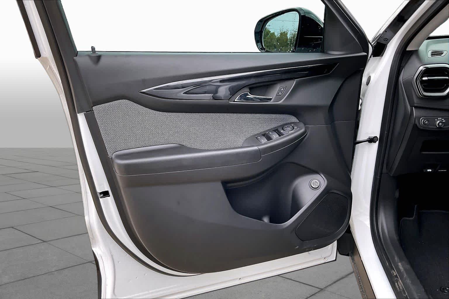New 2026 Summit White Chevrolet LT image 11