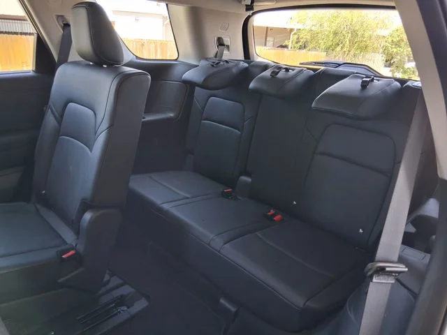 Used 2025 Black Nissan SL image 22