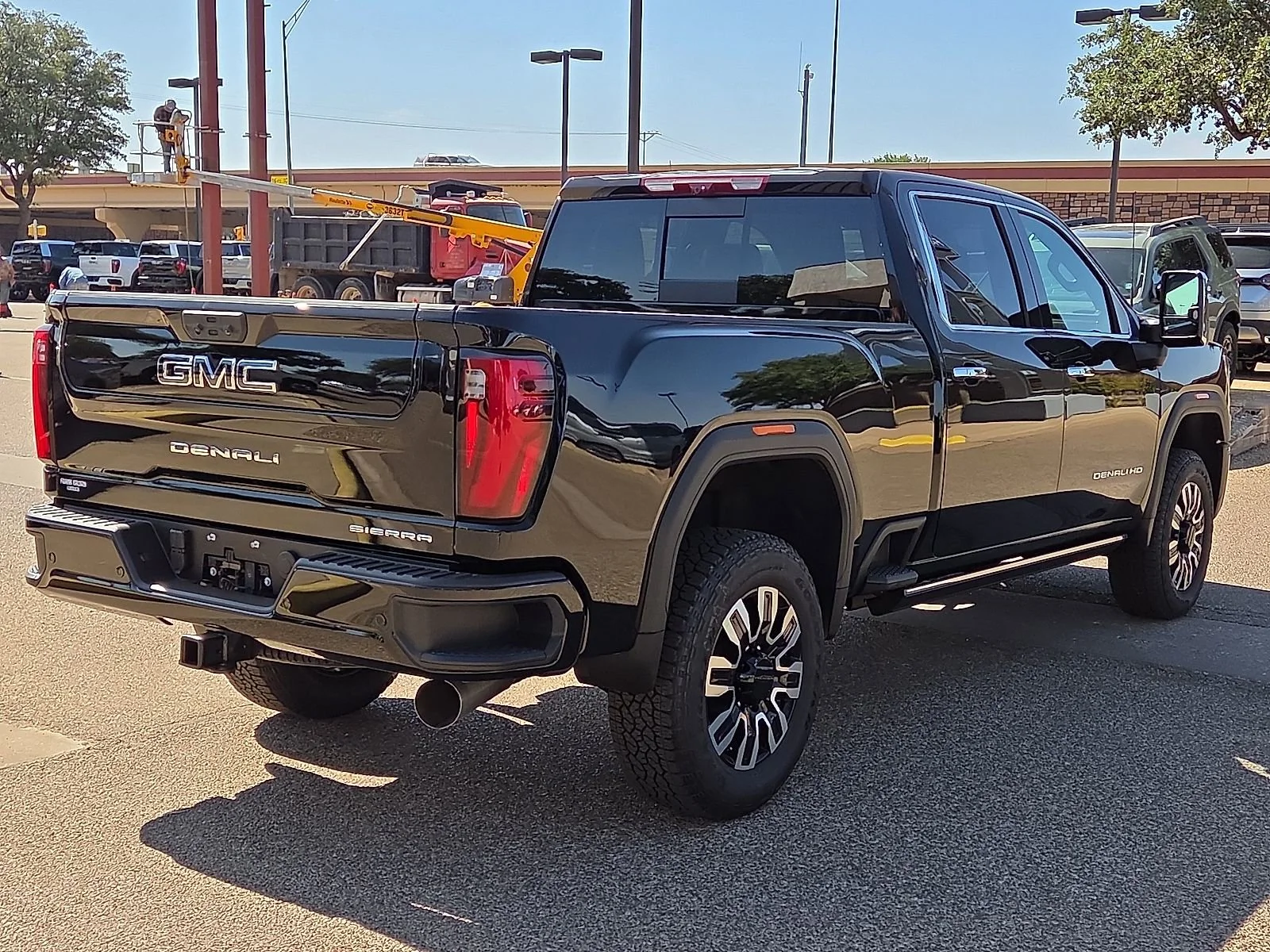 New 2026 Onyx Black GMC Denali Ultimate image 4