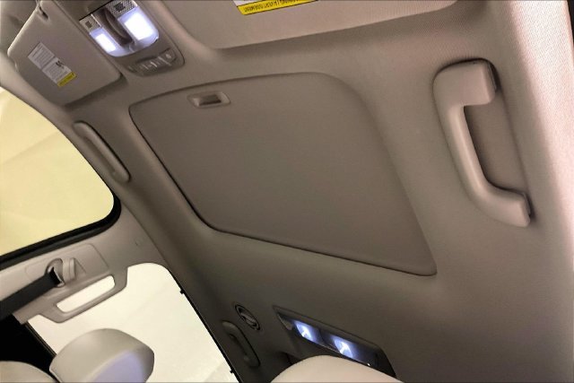 Certified Used 2022 Black Kia SX image 4