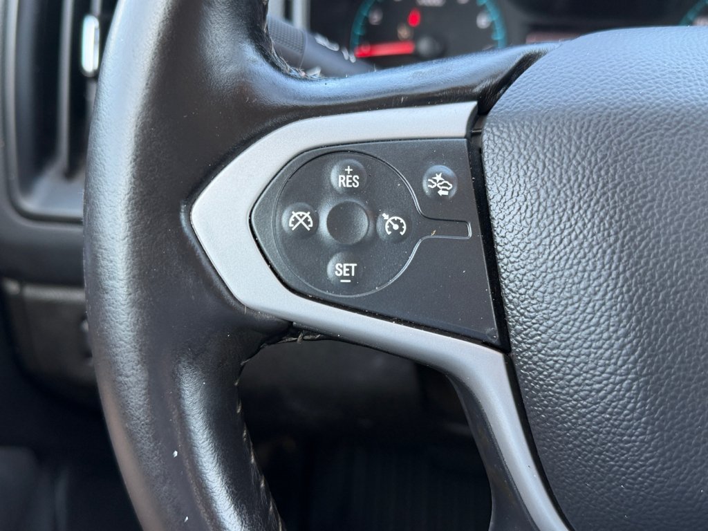 Used 2022 Summit White Chevrolet 2WD LT image 20