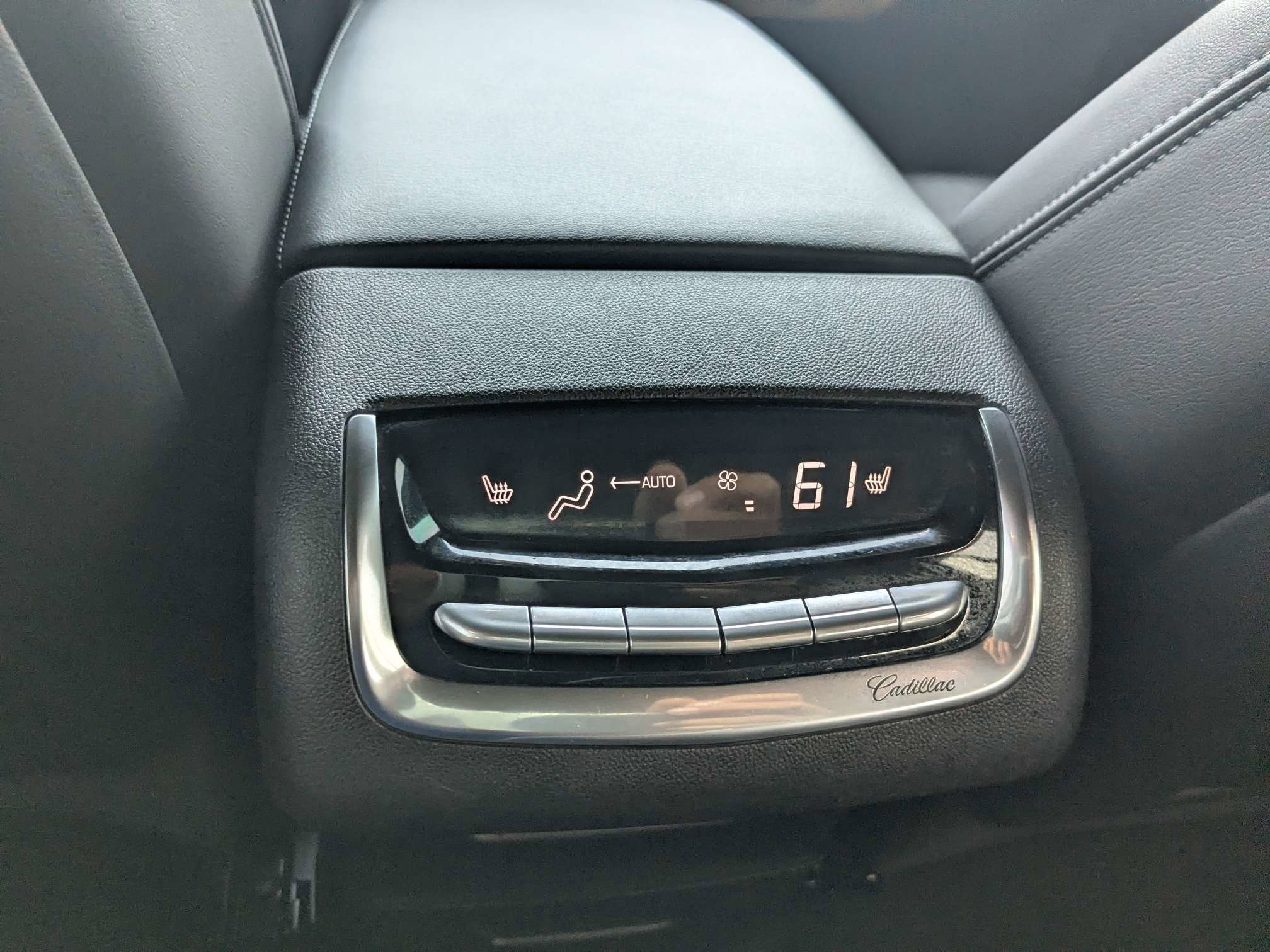 2023 Cadillac XT6 Sport - Photo 21
