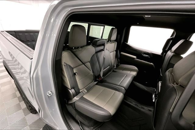 2025 Chevrolet Silverado 1500 ZR2 - Photo 25