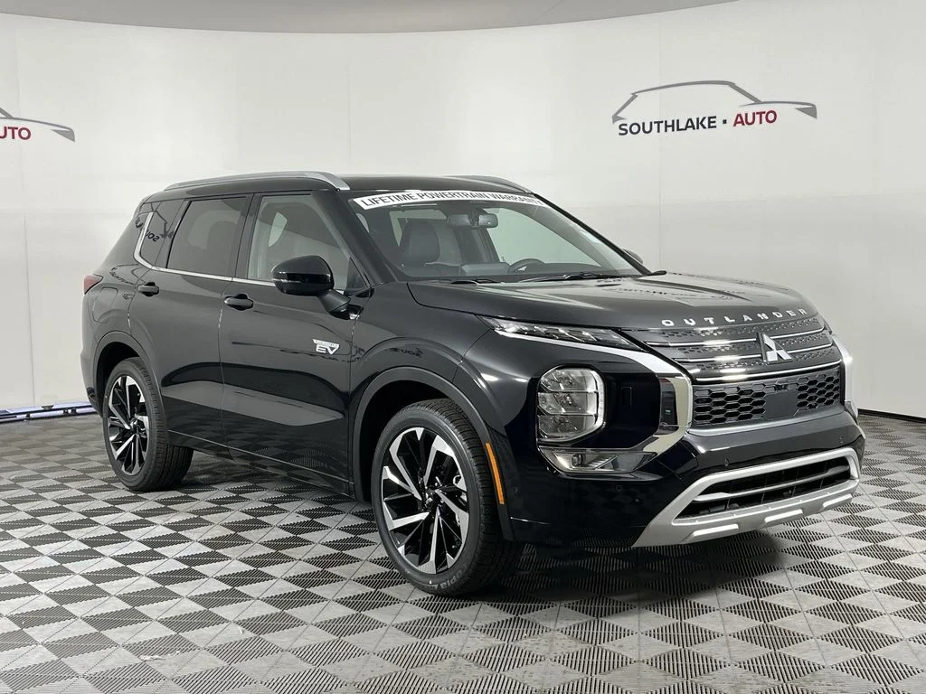 New 2025 Black Mitsubishi SEL S-AWC image 2