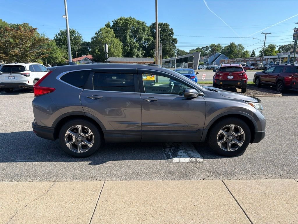 Used 2017  Honda EX image 6