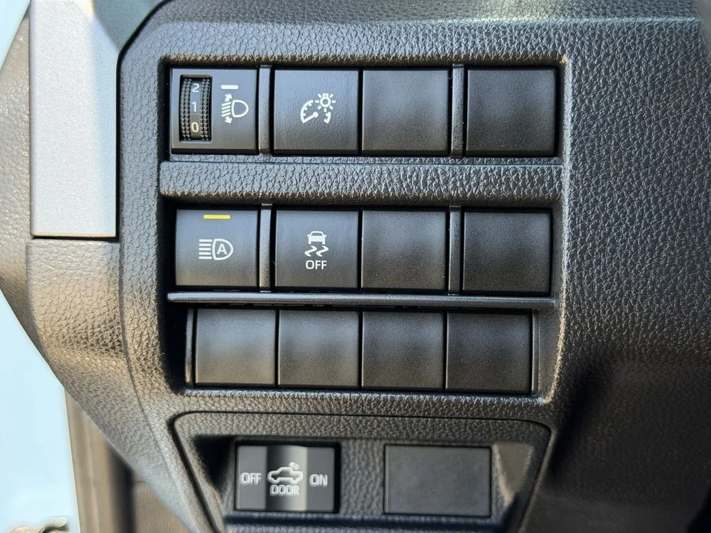 Used 2026 Blue Toyota SR5 image 24