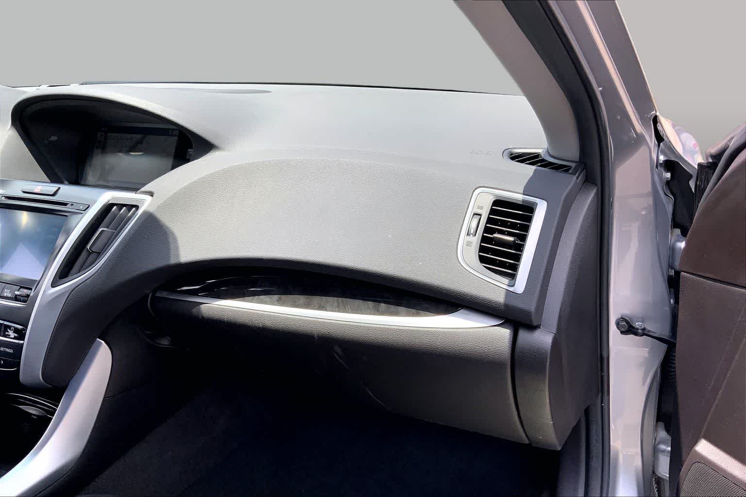 Used 2020 Lunar Silver Metallic Acura w/Technology Pkg image 17