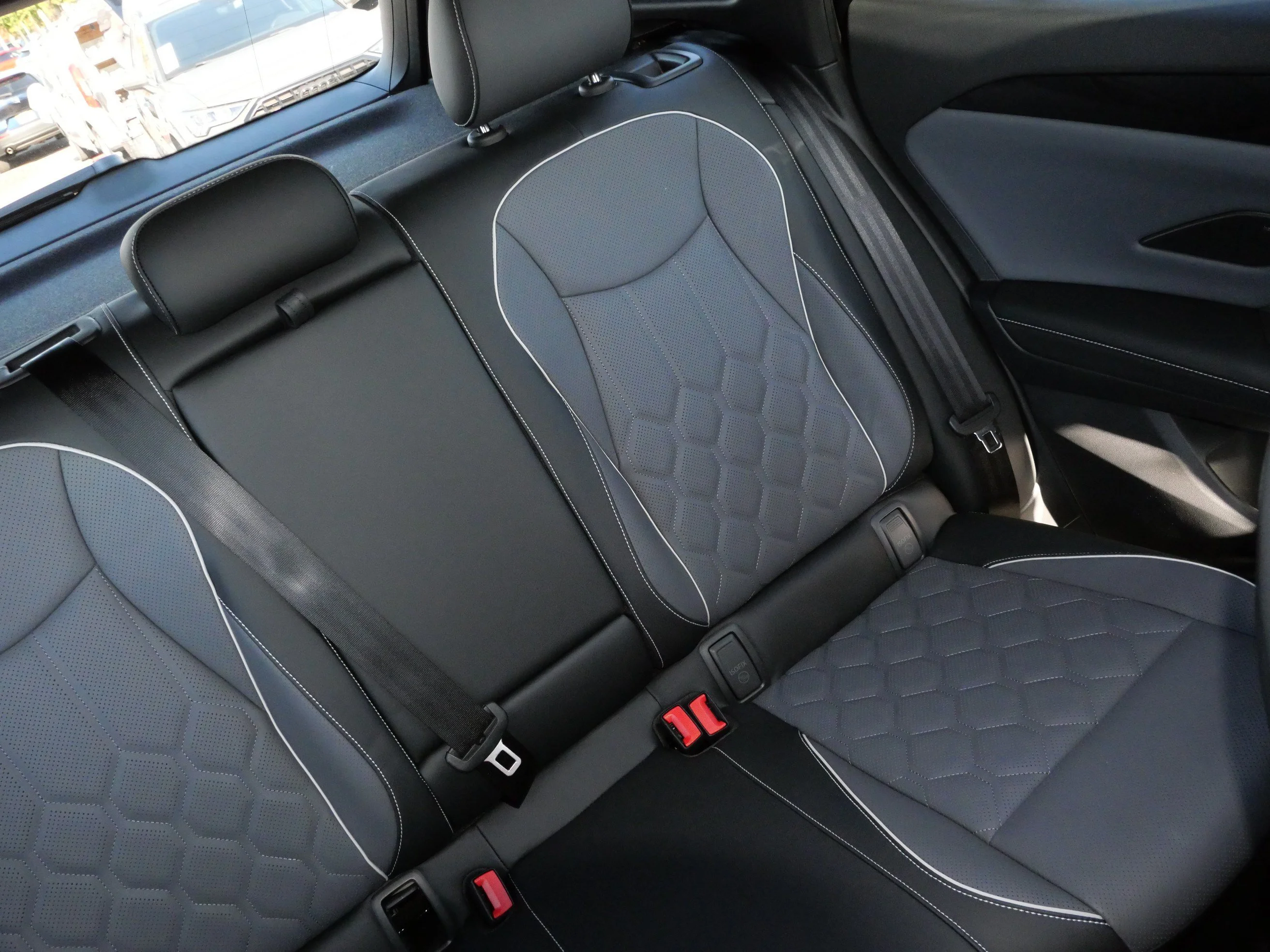 Used 2025 Deep Black Pearl Volkswagen SEL R-Line image 14