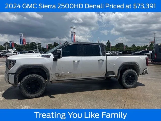 2024 GMC Sierra 4WD Crew Cab Standard Box Denali's photo