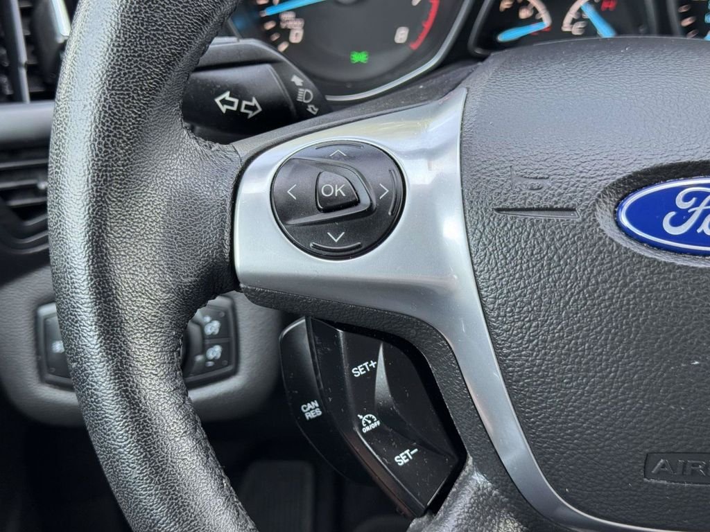 Used 2015 Red Ford SE image 12