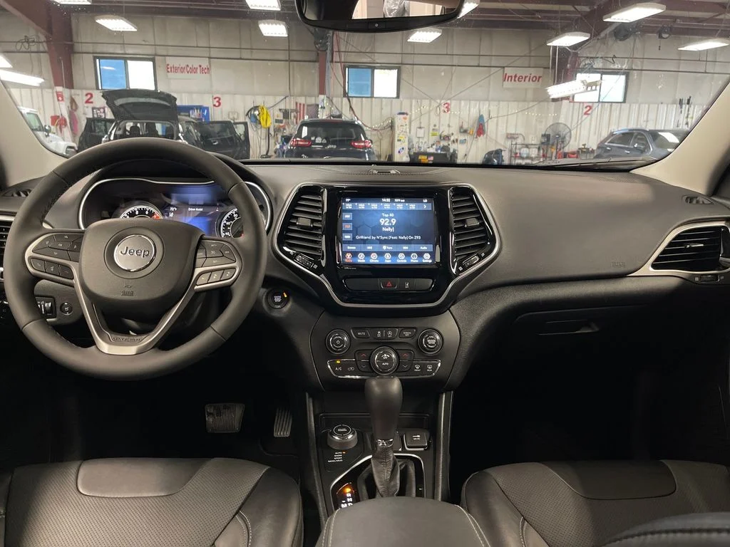 Certified Used 2022 Black Jeep Limited image 18
