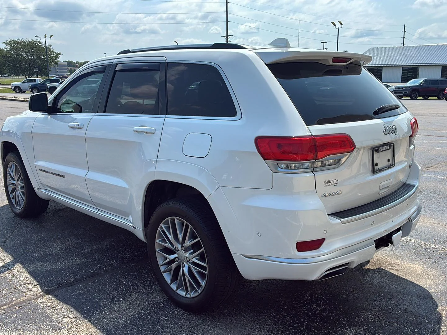 Used 2017 Bright White Clearcoat Jeep Summit image 5
