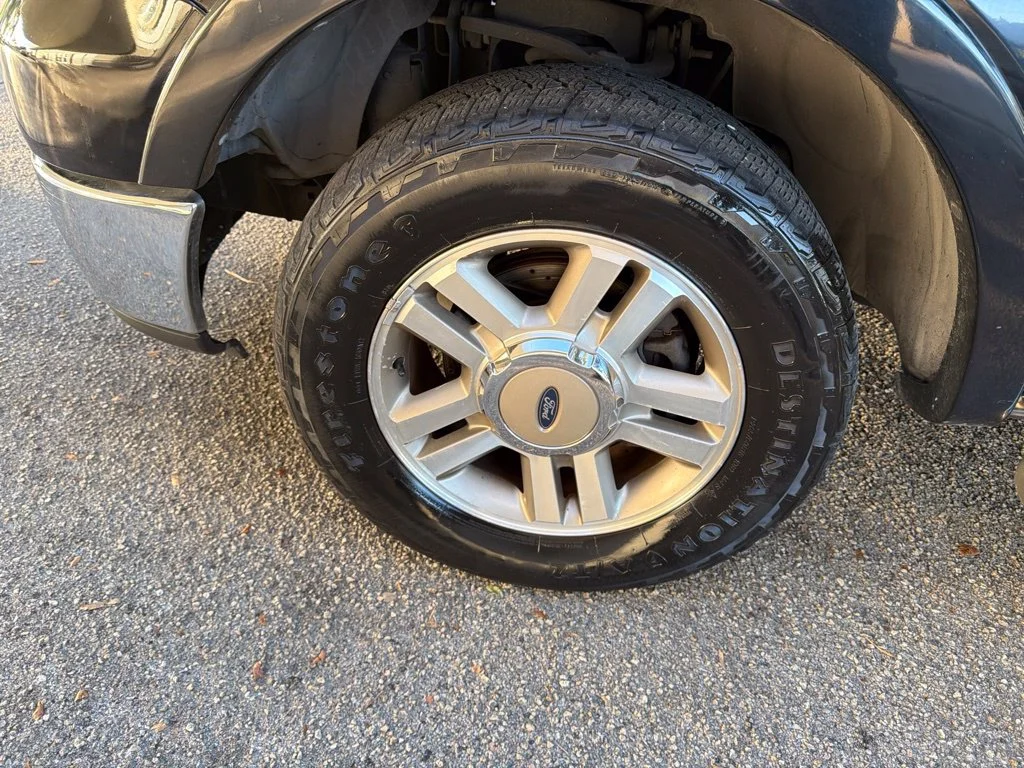 Used 2005 Black Ford XLT image 7