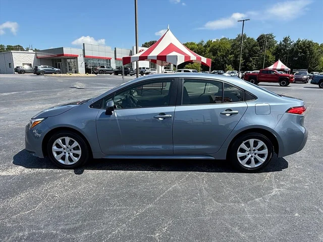 Certified Pre-Owned 2025 Toyota Corolla Hybrid LE FWD LE 4dr Sedan