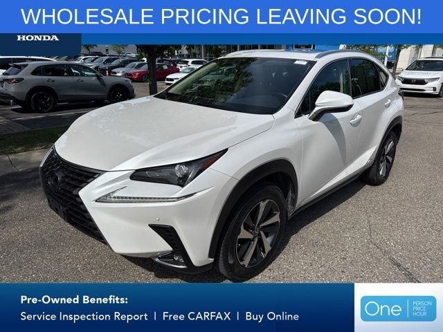 Used 2020 White Pearl Lexus 300h image 1