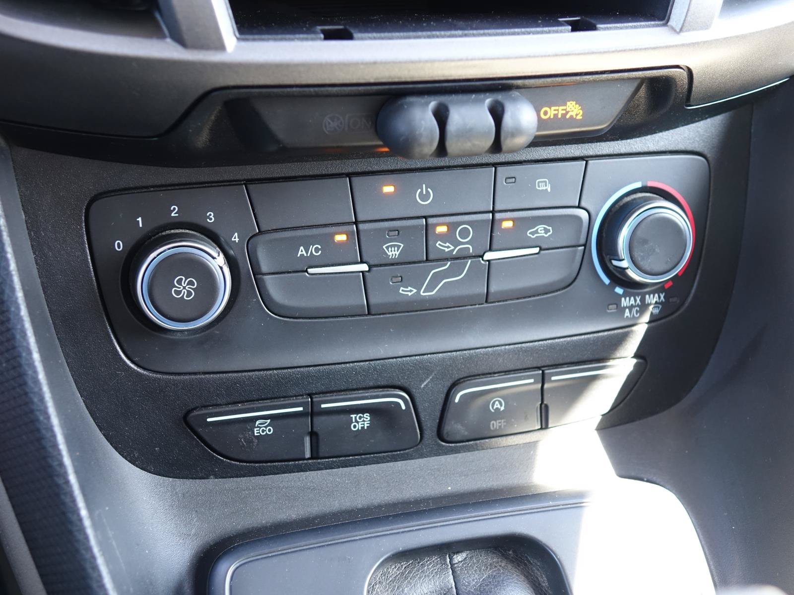 Used 2019 Frozen White Ford XLT image 18