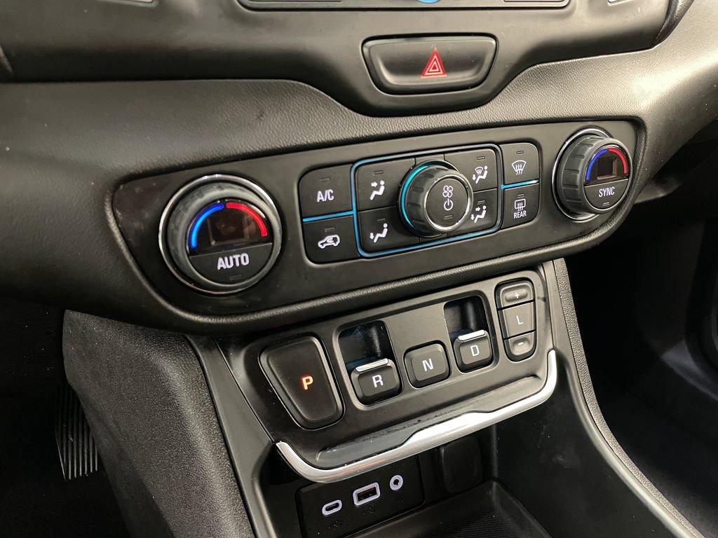 2021 GMC Terrain SLE - Photo 30