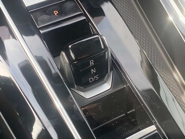 New 2026 White Volkswagen 2.0T S image 18