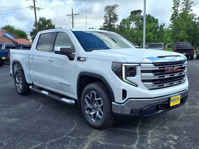 New 2026 Summit White GMC SLE image 3
